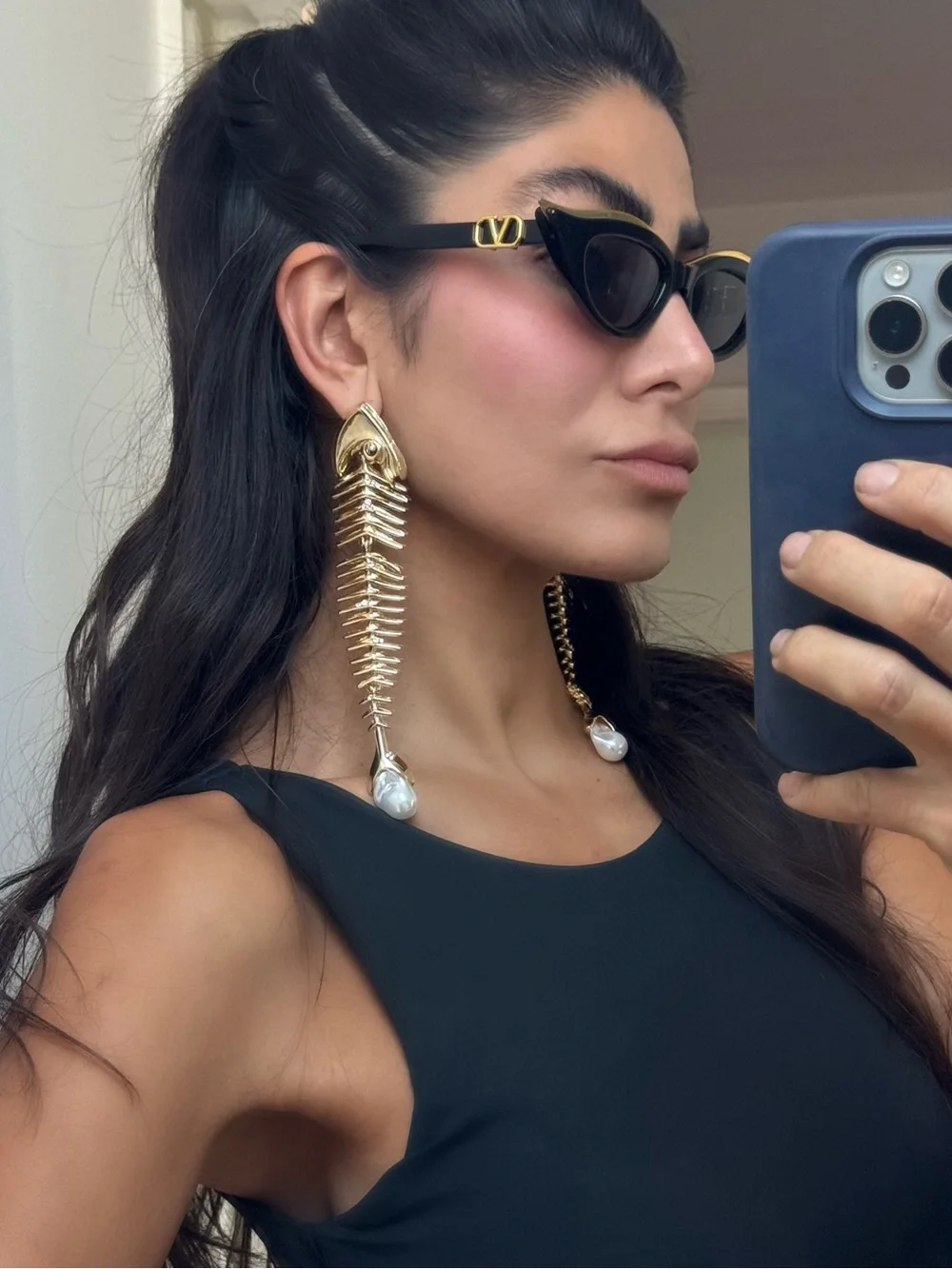 Uniqlo Gold Fishbone Drop Earrings with Pearl